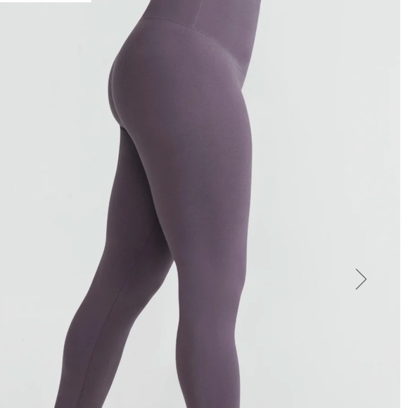 Yummie Tummie Leggings - Picture 1 of 9